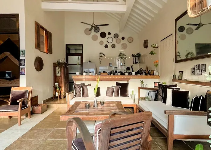 Villa Charming 2br Quiet Near *