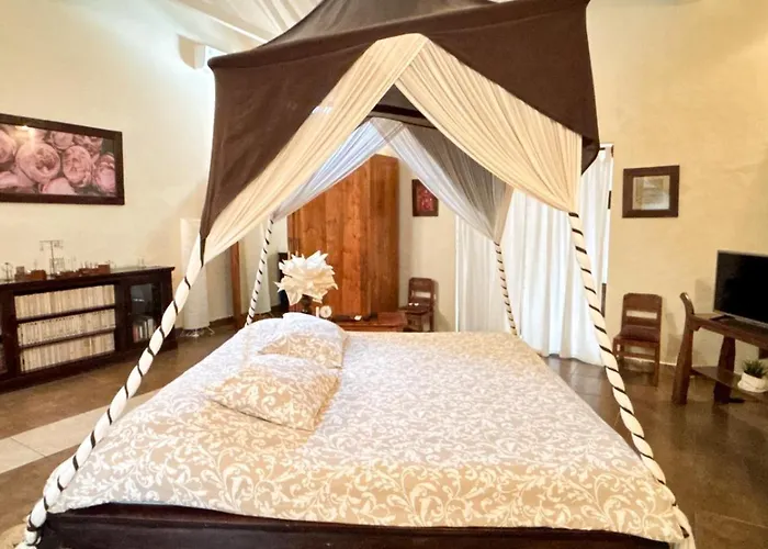 Charming 2br Quiet Near Seminyak (Bali)