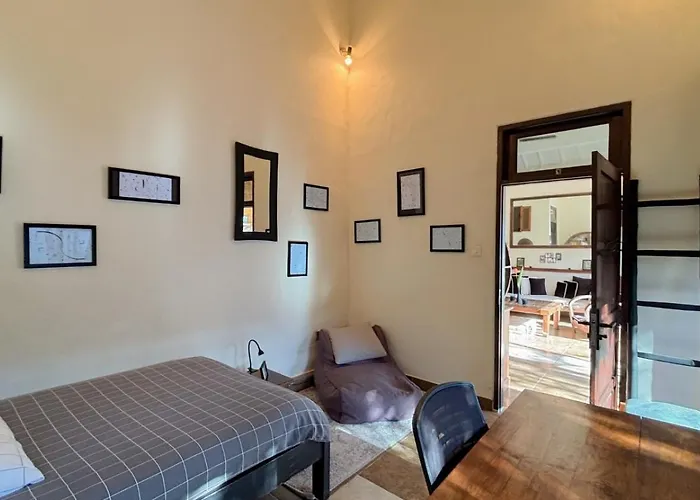 Villa Charming 2br Quiet Near Seminyak (Bali)